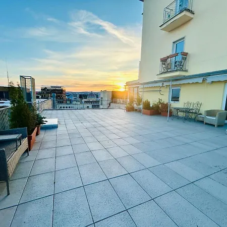 公寓 Luxury In The Heart Of 科希策